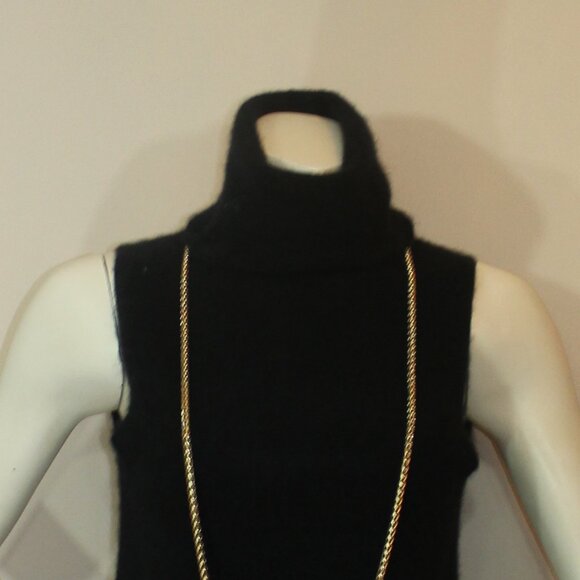 Aritzia Babaton  Brushed 100%Cashmere Relaxed  a mockneck Tank top size Medium - Picture 6 of 9